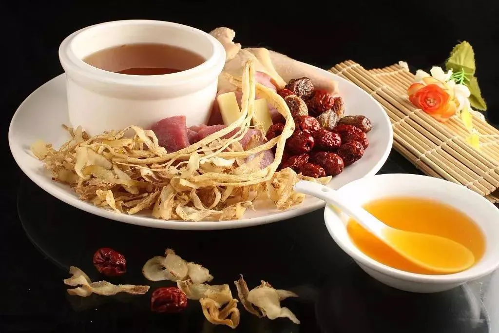 TCM "first" remedy to replenish the blood, as long as two herbs, so that you are full of energy, glowing